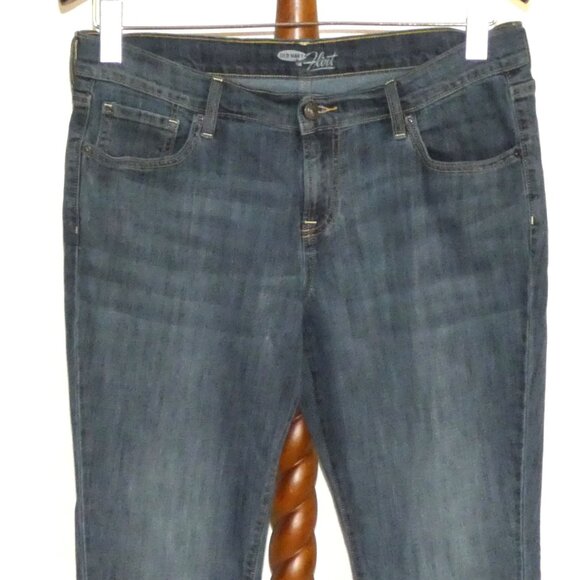 Old Navy "The Flirt" straight leg stretch denim jeans - Picture 2 of 6